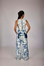 Load image into Gallery viewer, Loop &amp; Belt Blouse
